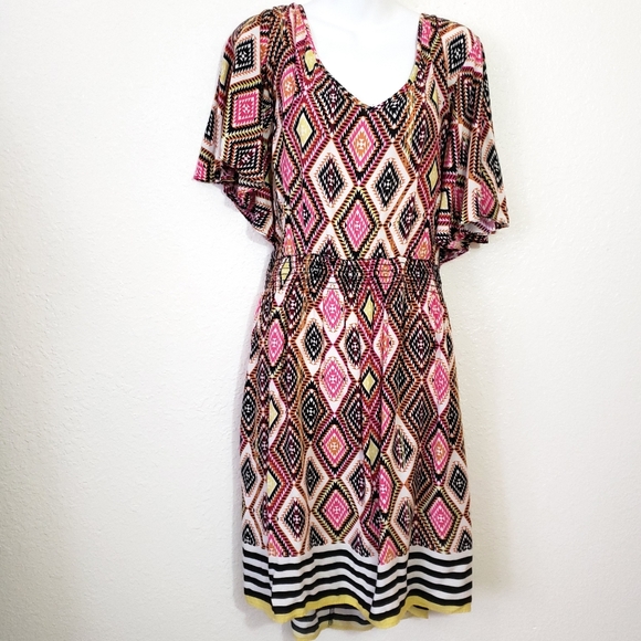 torrid Dresses & Skirts - TORRID Dress Short Sleeve Knee Length